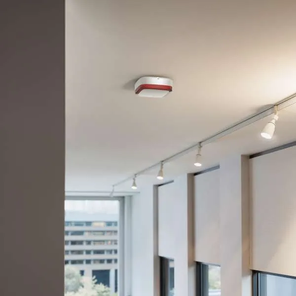 Lifestyle Ajax EN54 FireProtect (VAD) Jeweller hotel corridor white